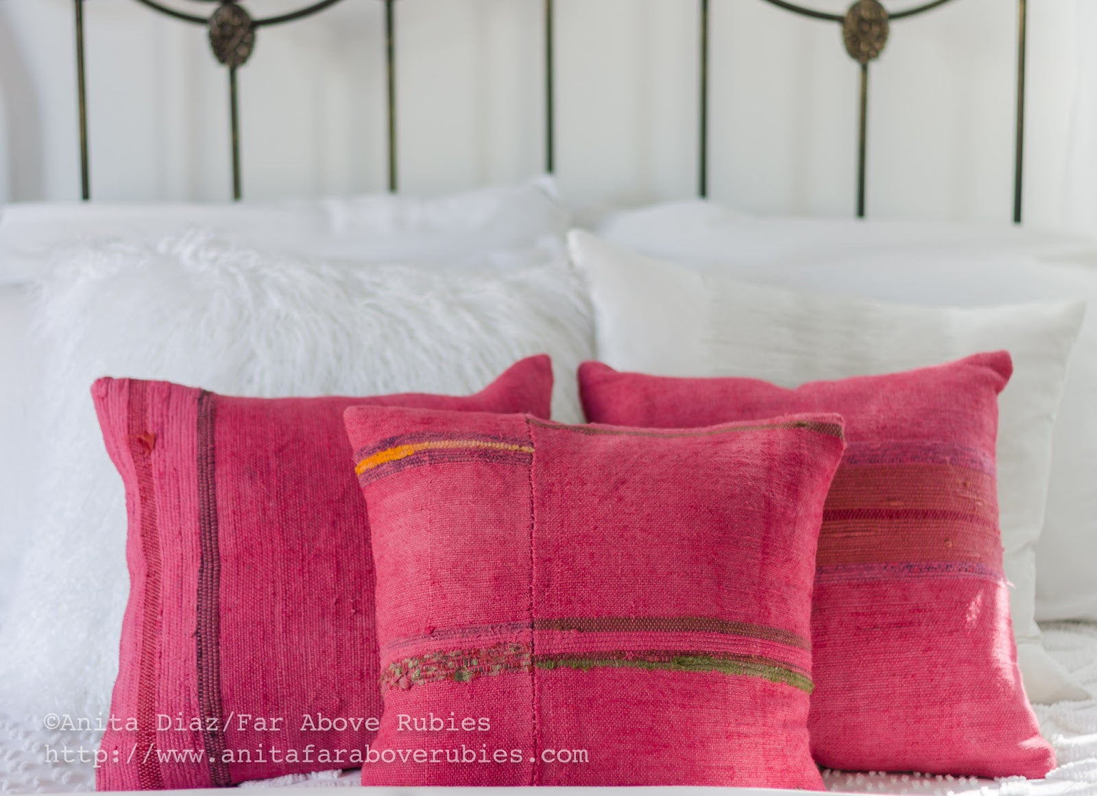 Be Care When Purchasing Kilim Pillows